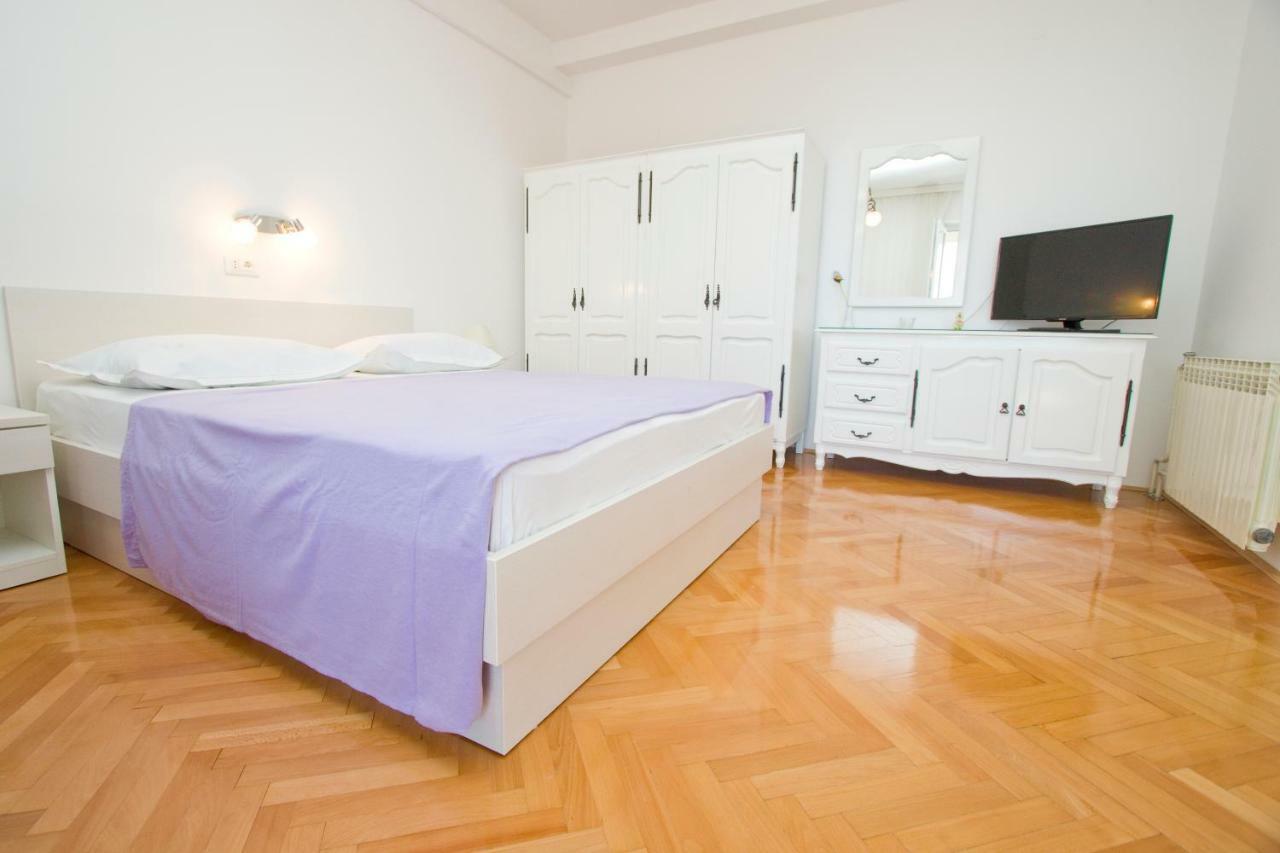 Apartmani Marija Cizmic Макарска Экстерьер фото