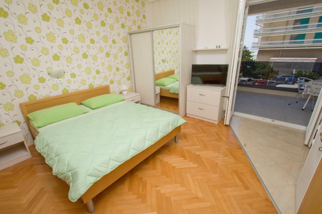 Apartmani Marija Cizmic Макарска Экстерьер фото
