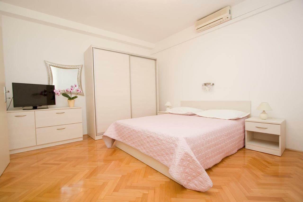 Apartmani Marija Cizmic Макарска Экстерьер фото