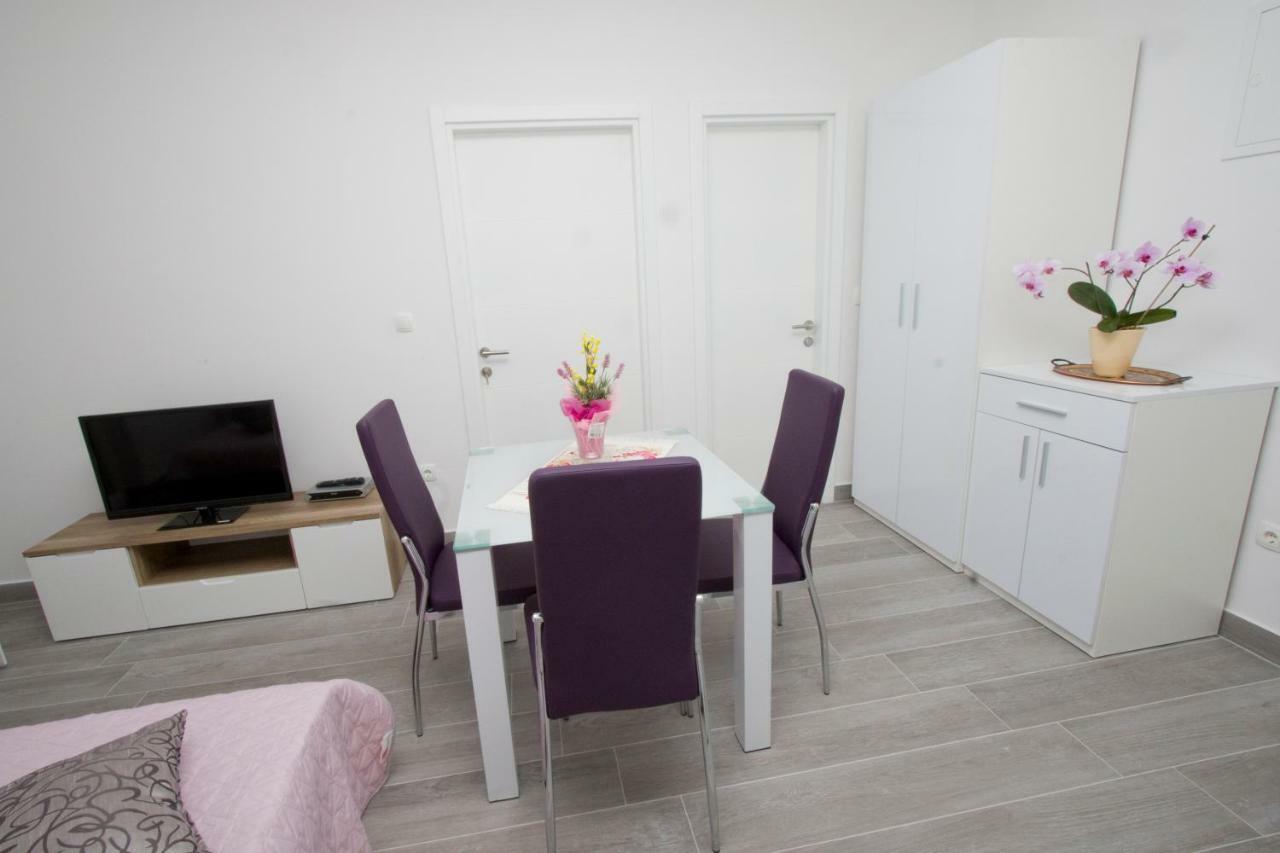 Apartmani Marija Cizmic Макарска Экстерьер фото