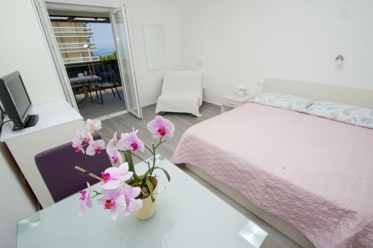 Apartmani Marija Cizmic Макарска Экстерьер фото